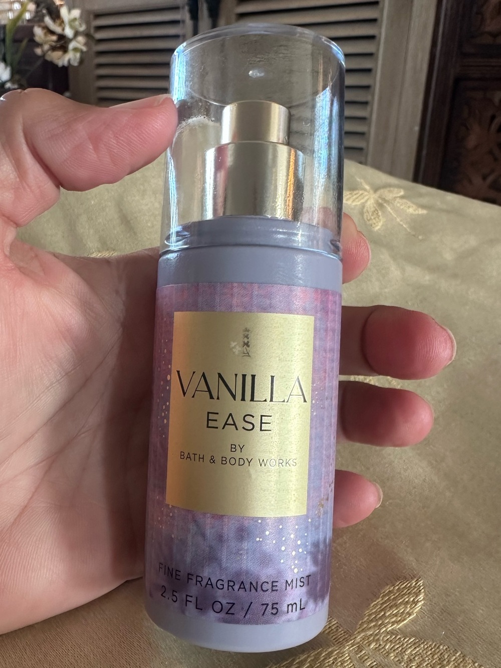 Bath & Body Works VANILLA  EASE  Fine Fragrance Mist. Travel Size.